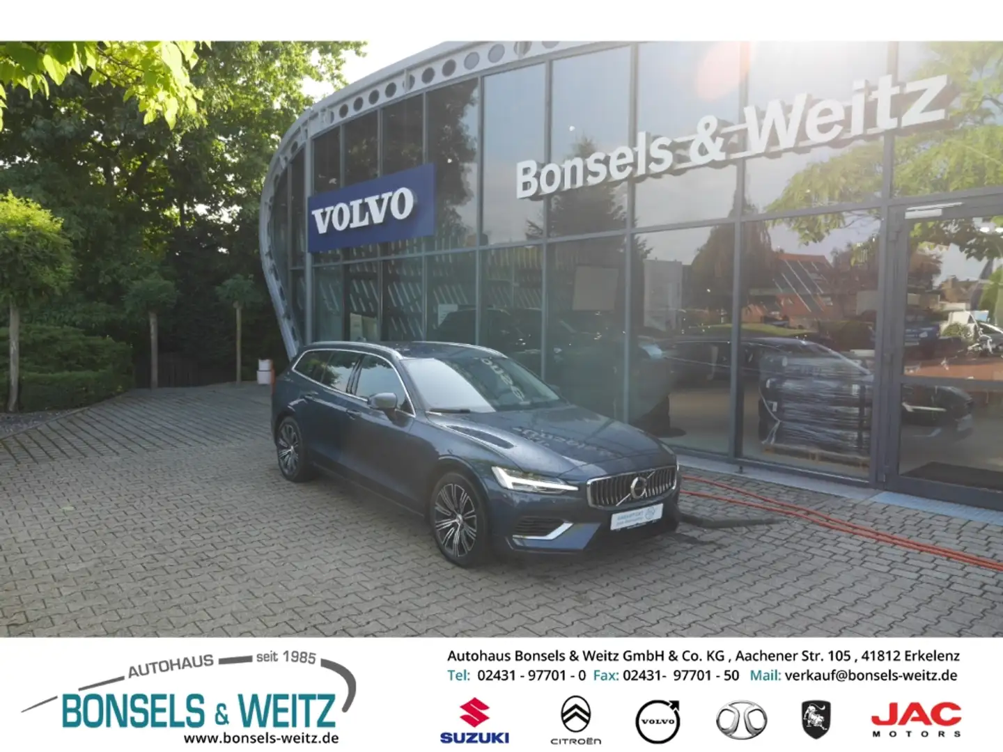 Volvo V60 Kombi Core Recharge Plug-In Hybrid Twin Engine EU6 Bleu - 1
