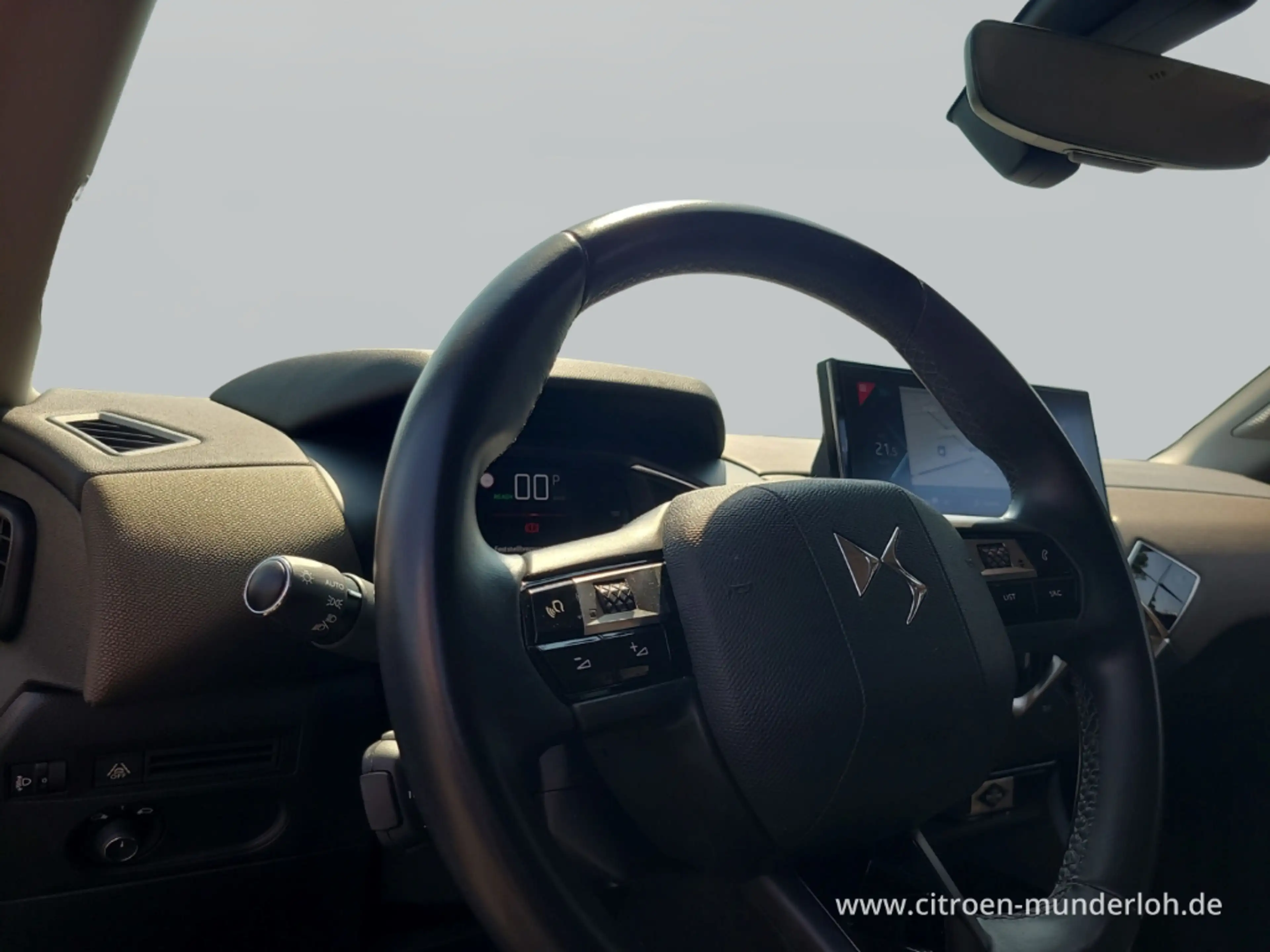 DS Automobiles DS 3 E-Tense SoChic Elektro  NAVI KLIMA PDC SHZ SAFETY- — photo 15