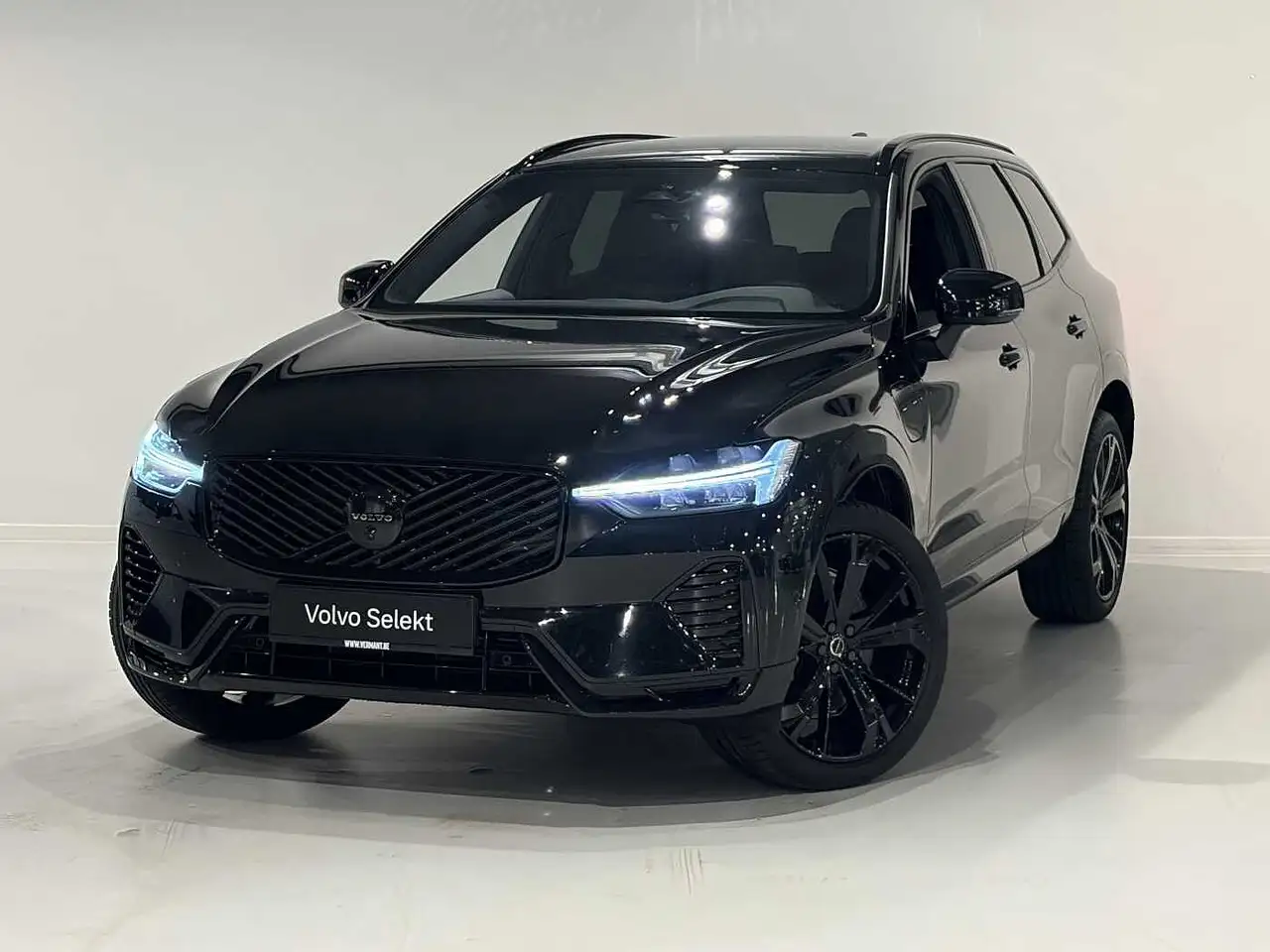 Volvo XC60 T6 Black Edition Plus