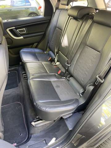 Land Rover Discovery Sport SE AWD