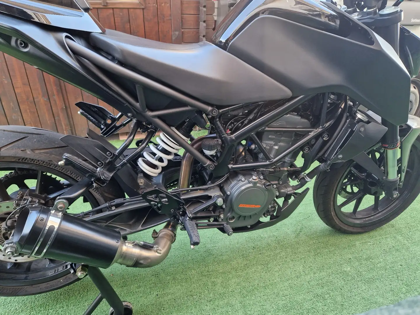 KTM 125 Duke Fekete - 1