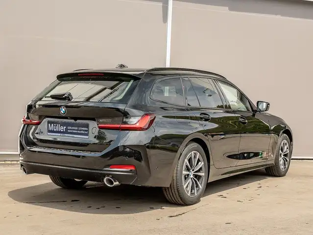 BMW 3 Series view 2