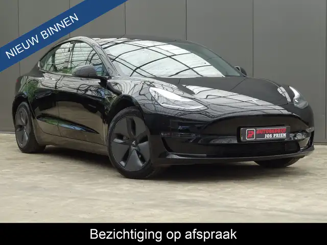 Tesla Model 3 Long Range AWD 75 kWh * BLACKED OUT * 445 KM ACCUR