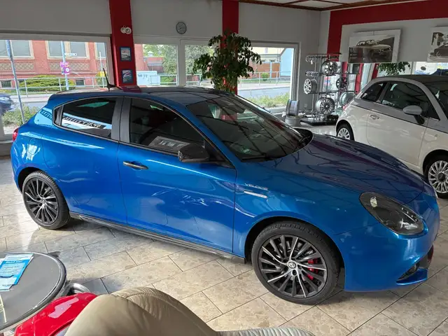Alfa Romeo Giulietta Super Voll Leder 150HP SUPER OPTIK ALU