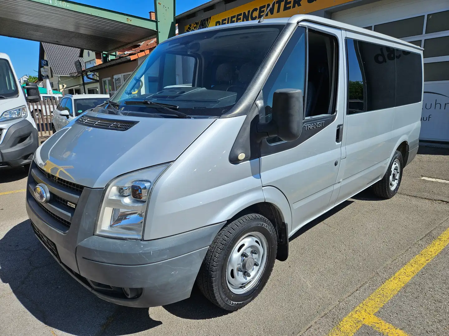 Ford Transit FT 280 K Klima 9 Sitze Silber - 1