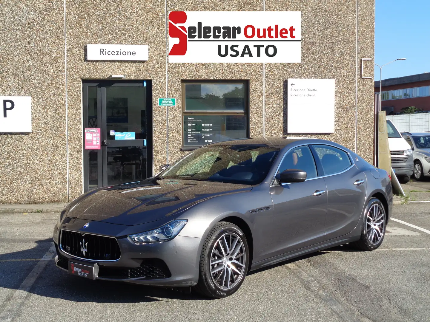 Maserati Ghibli 3.0 V6 Diesel 250CV auto Šedá - 1