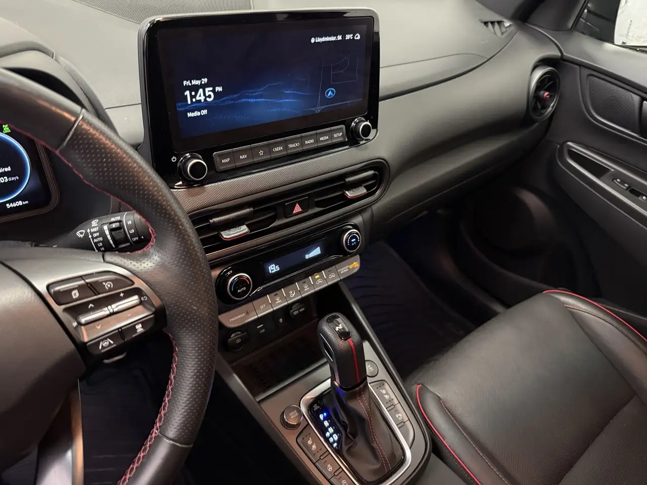 Hyundai KONA снимка Hyundai KONA