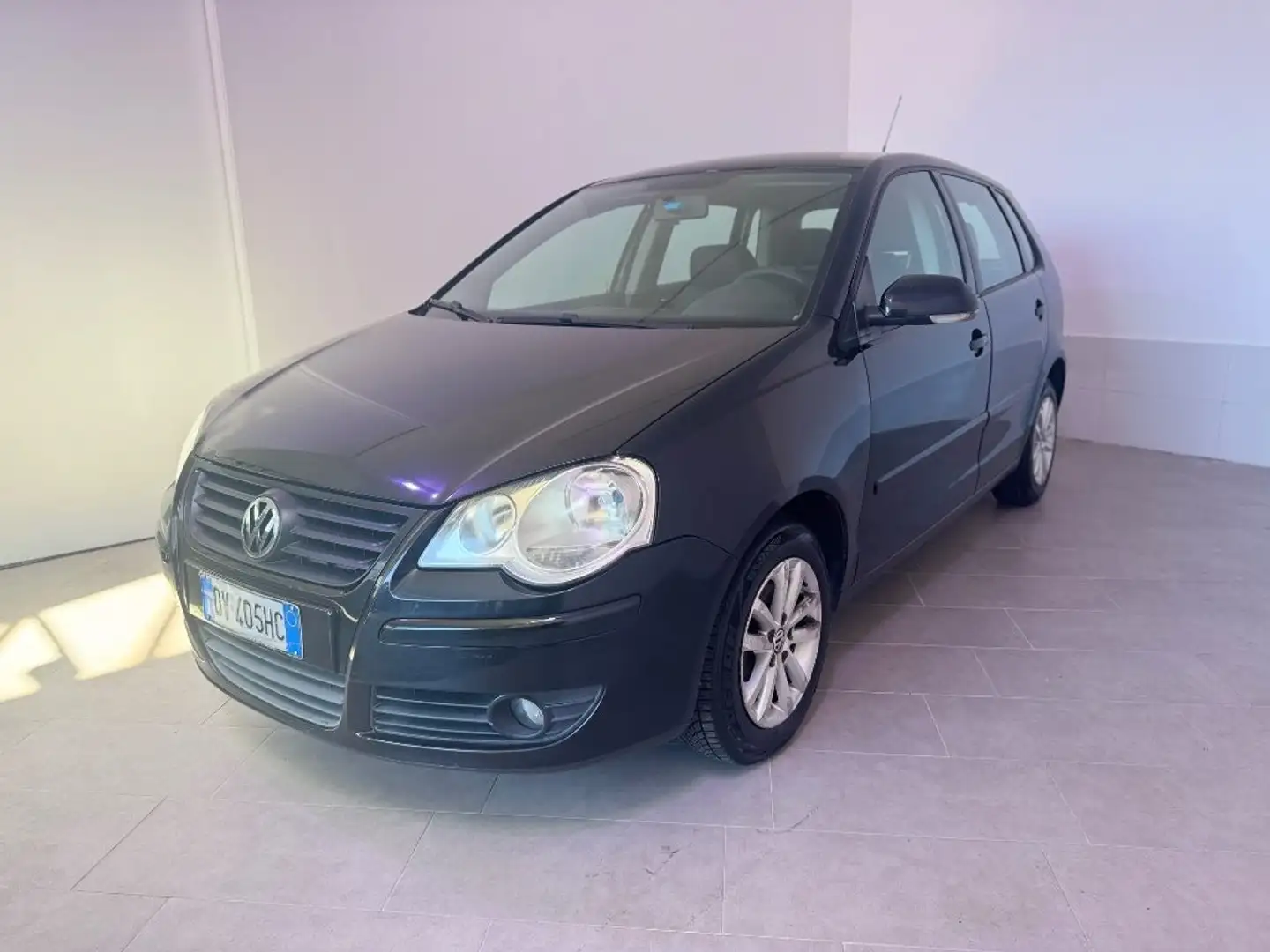 Volkswagen Polo 1.2/70CV 12V 5p. Comfortline Zwart - 2