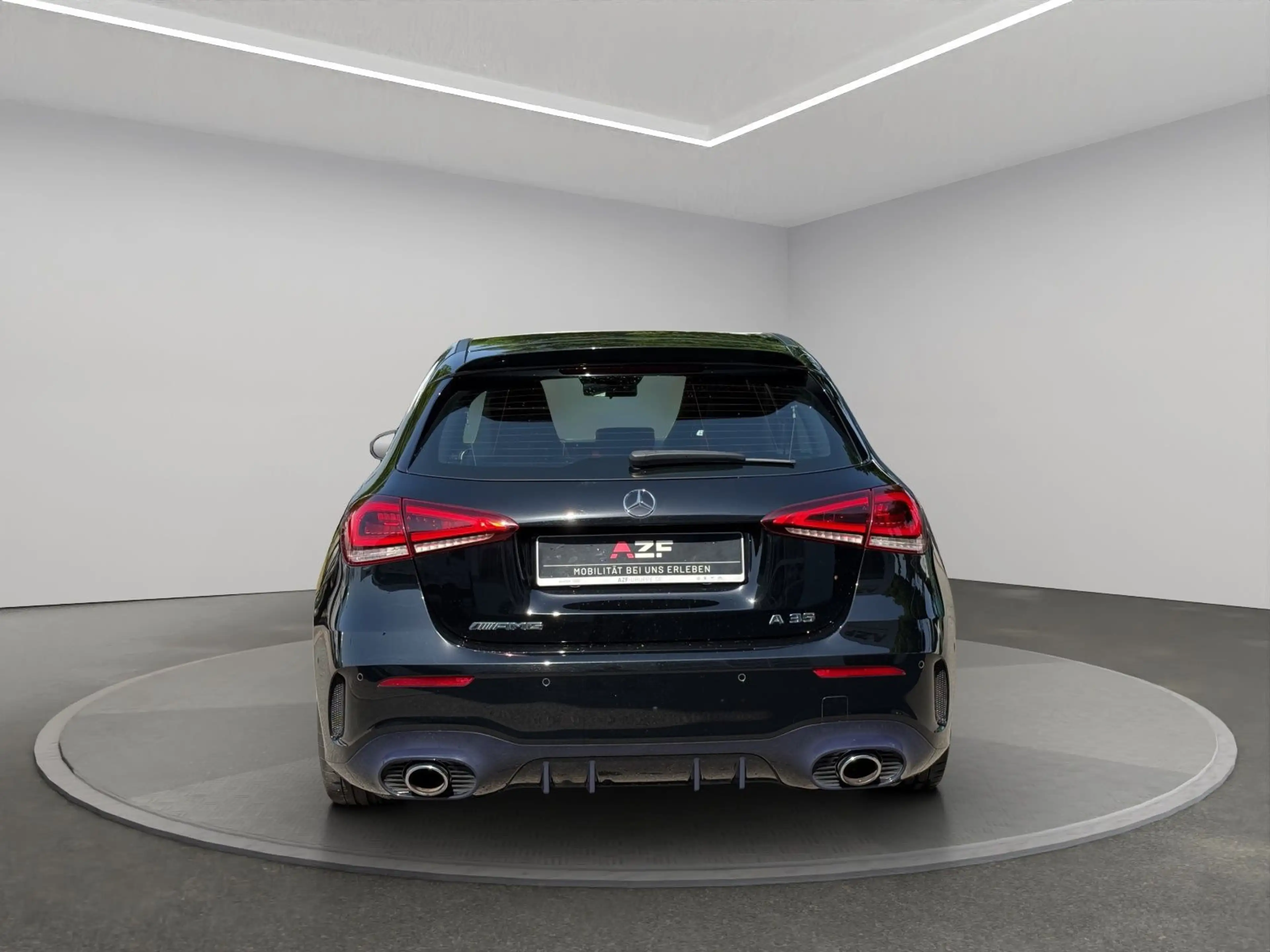 Mercedes-Benz A 35 AMG 4Matic NAVI+LED+PANO+SITZHZ+LEDER — photo 7