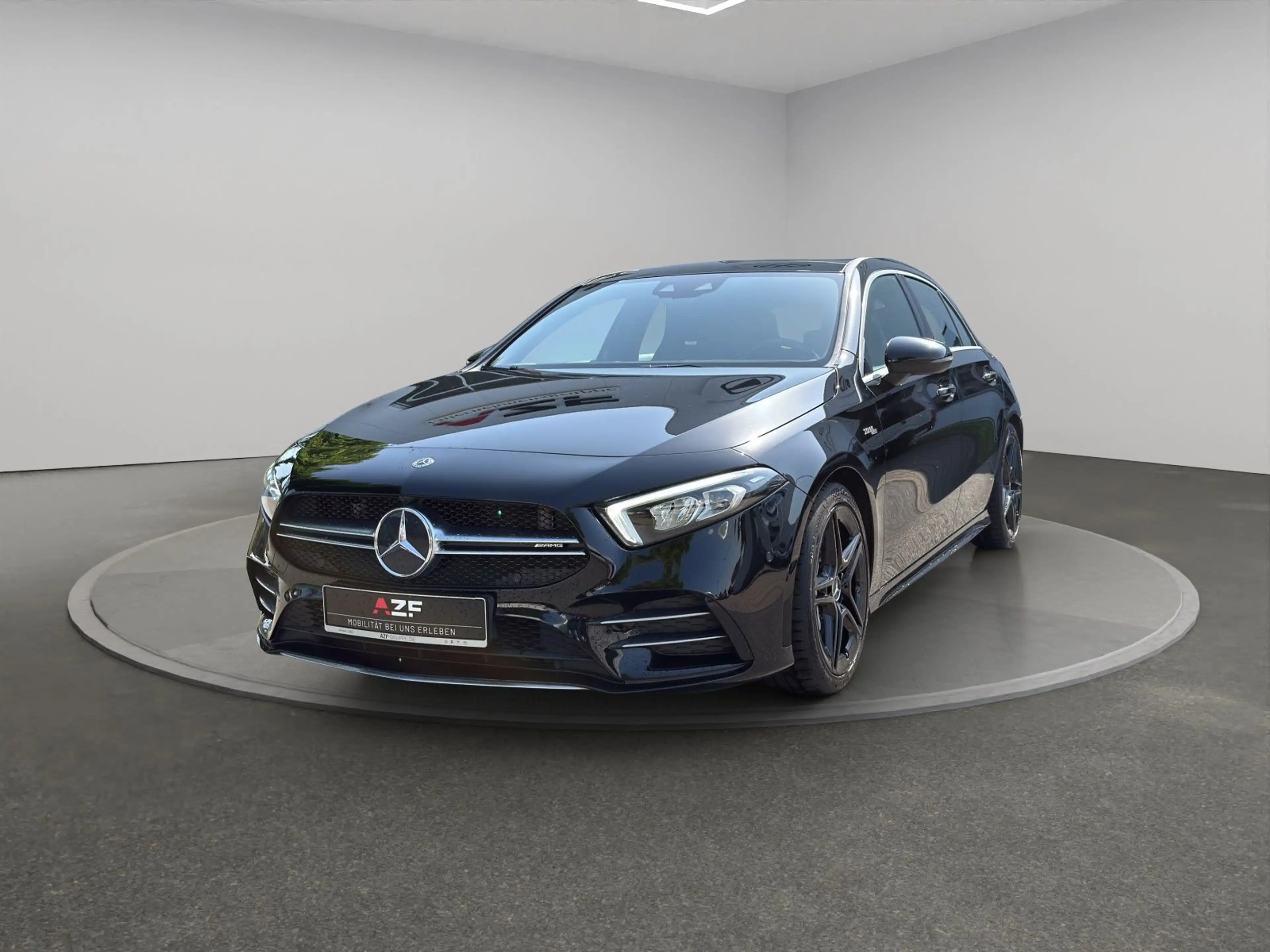 Mercedes-Benz A 35 AMG 4Matic NAVI+LED+PANO+SITZHZ+LEDER — photo 2