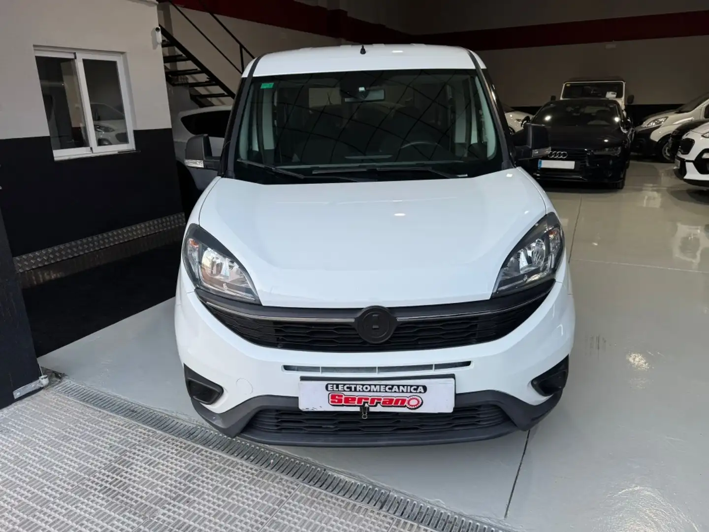 Fiat Dobló Cargo 1.3Mjt Base Plus Maxi 70kW Blanc - 1
