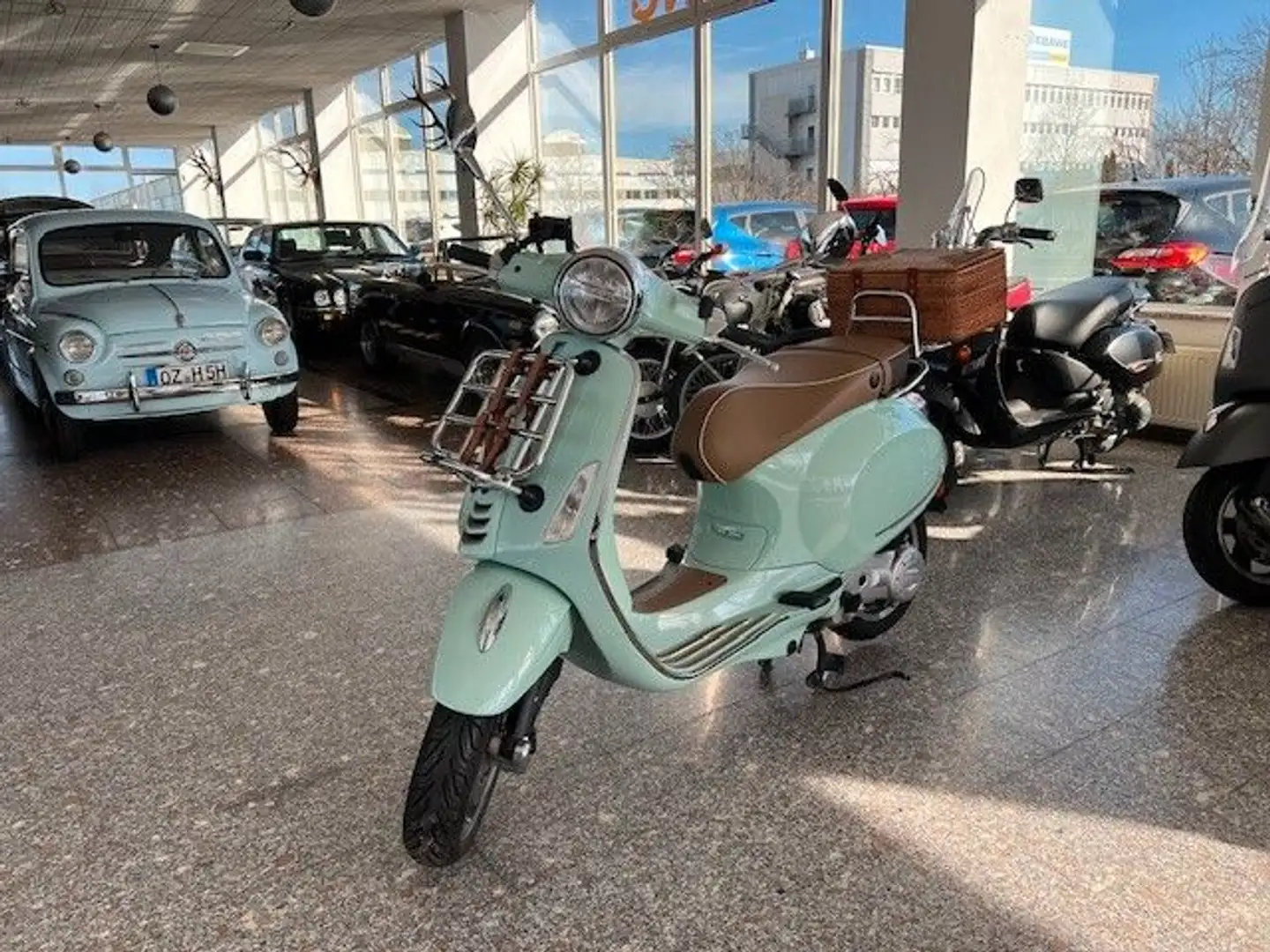 Vespa Primavera 50 Gepäckträger Koffer Pic Nic Verde - 1