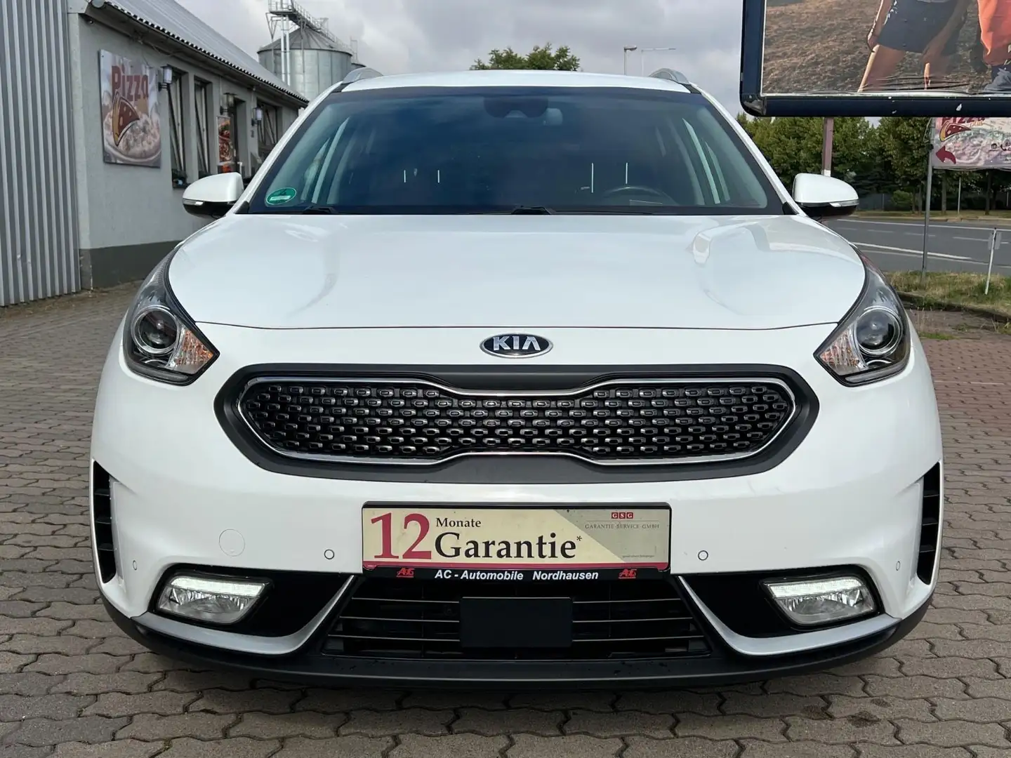 Kia Niro Spirit Weiß - 2