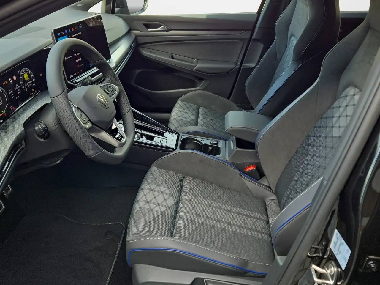Volkswagen Golf Variant 2.0 TDI DSG R-Line 8