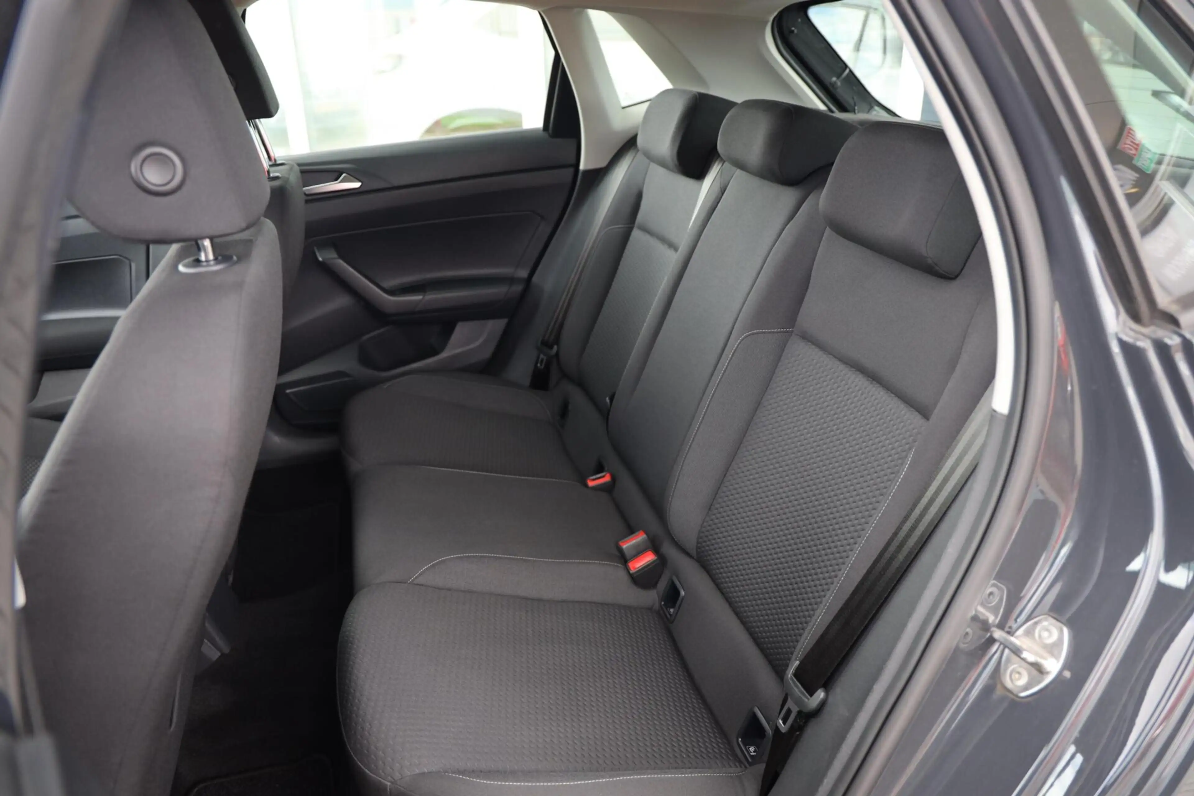 Volkswagen Polo 1.0 TSI Comfortline Business| Carplay | Navigatie — photo 14