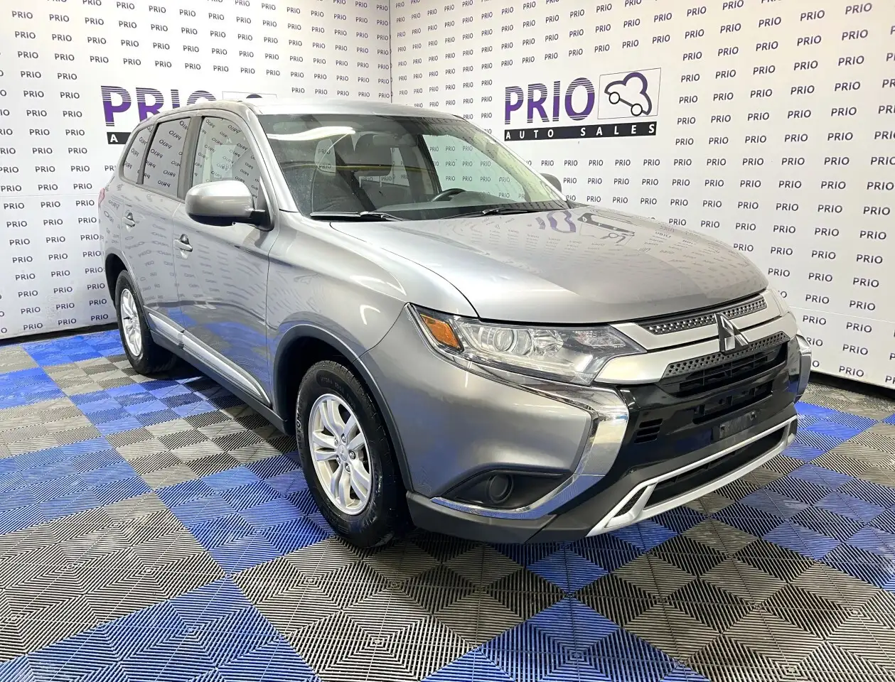 Mitsubishi Outlander снимка Mitsubishi Outlander
