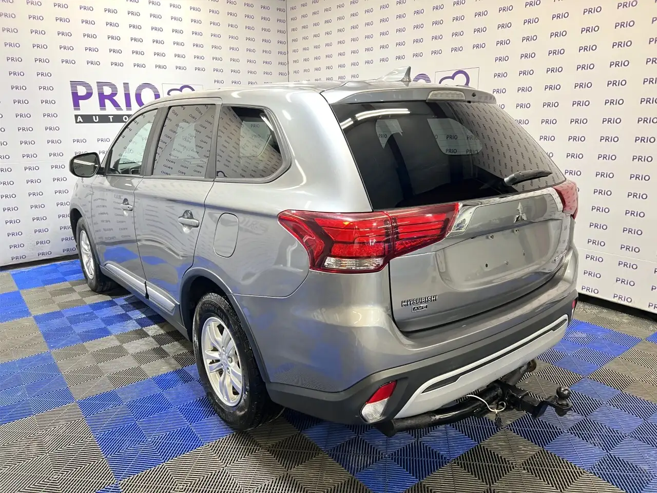 Mitsubishi Outlander снимка Mitsubishi Outlander