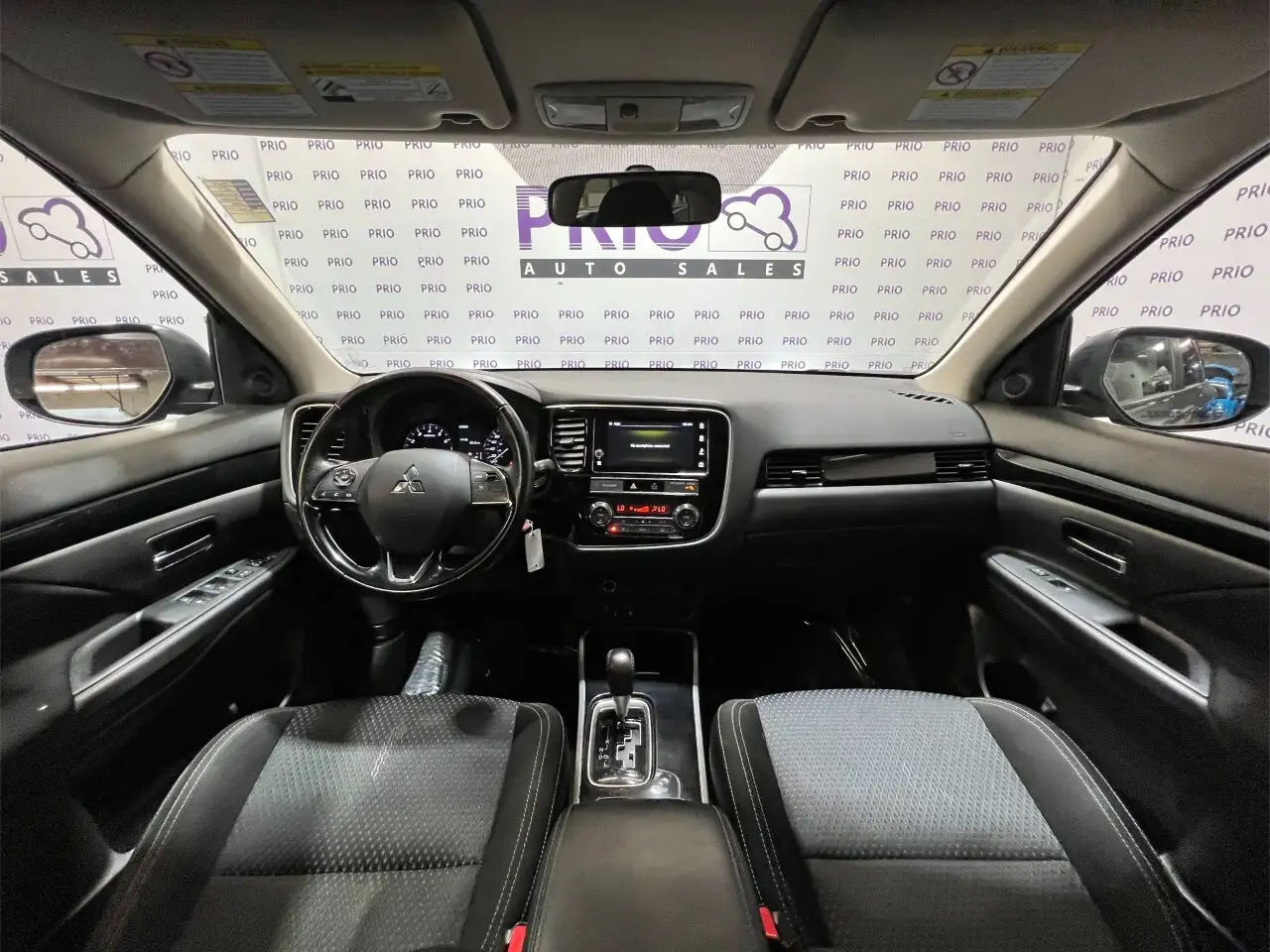 Mitsubishi Outlander снимка Mitsubishi Outlander