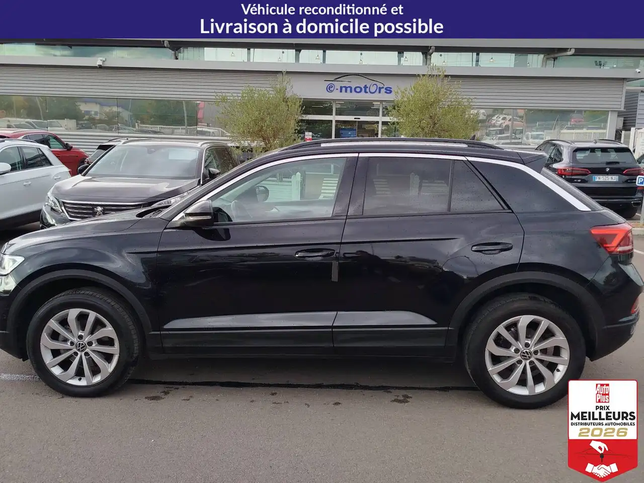 Volkswagen T-Roc TSI 150 Style — photo 1 of 17