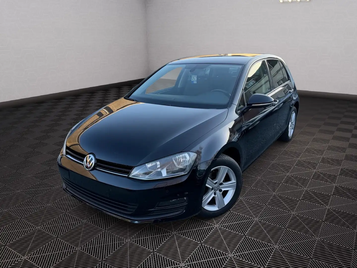 Volkswagen Golf Golf 1.2 TSI Highline DSG Schwarz - 1