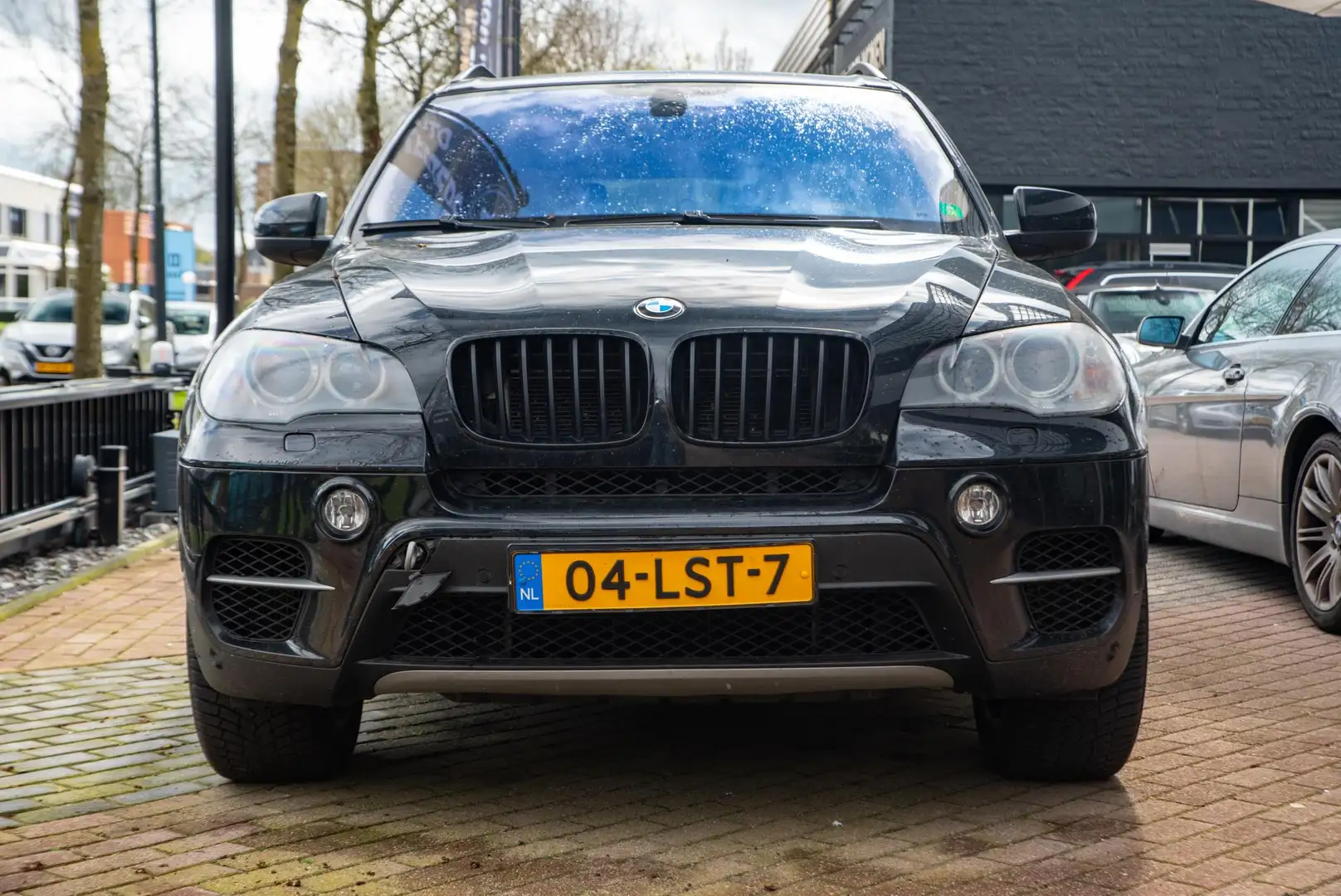 BMW X5 xDrive50i High Executive Motor Kapot Panodak Leer Noir - 2