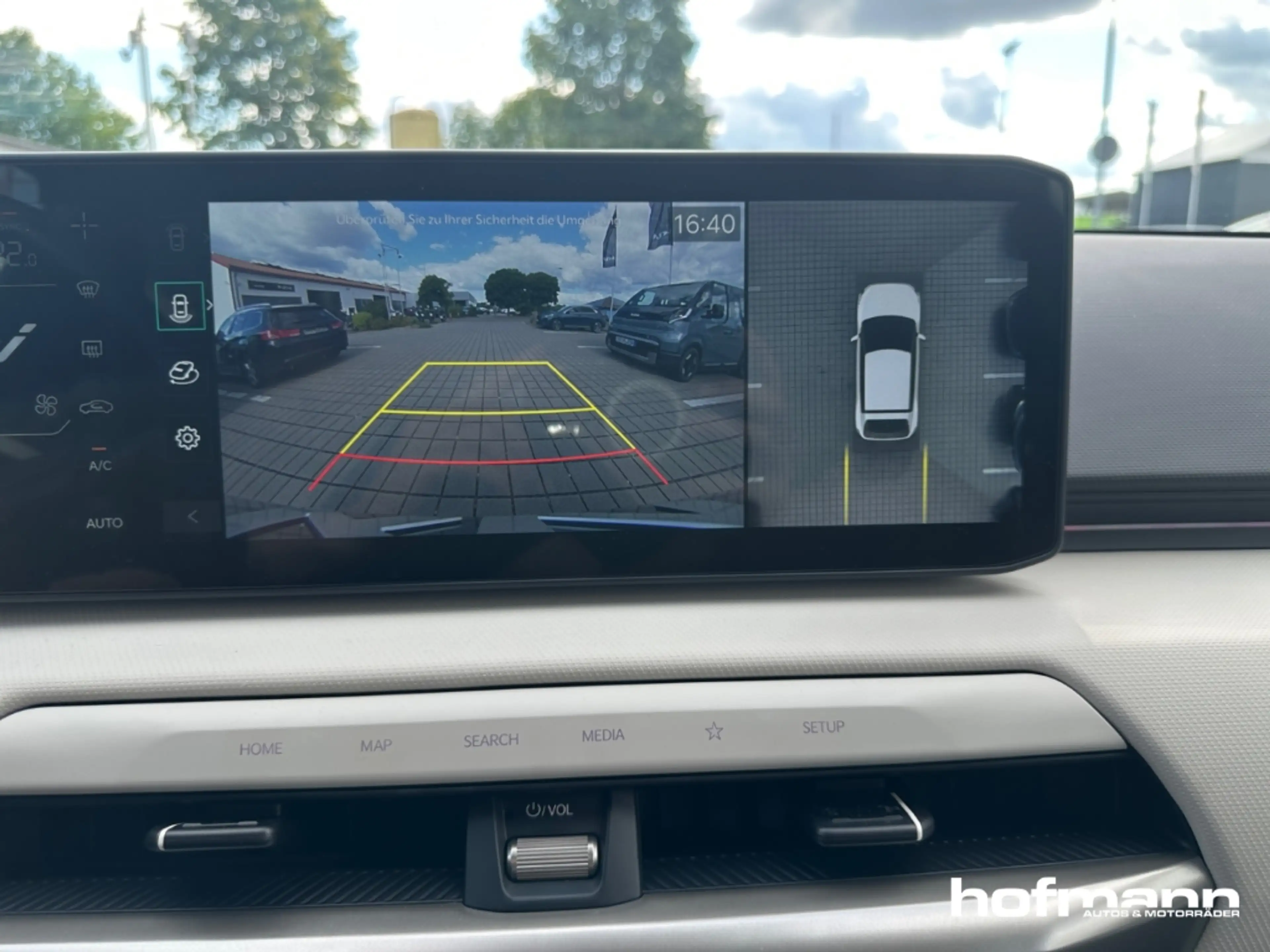 Kia EV4 GT-Line 81 HUD Matrix-LED Memory-Sitze 360-Kamera — photo 18