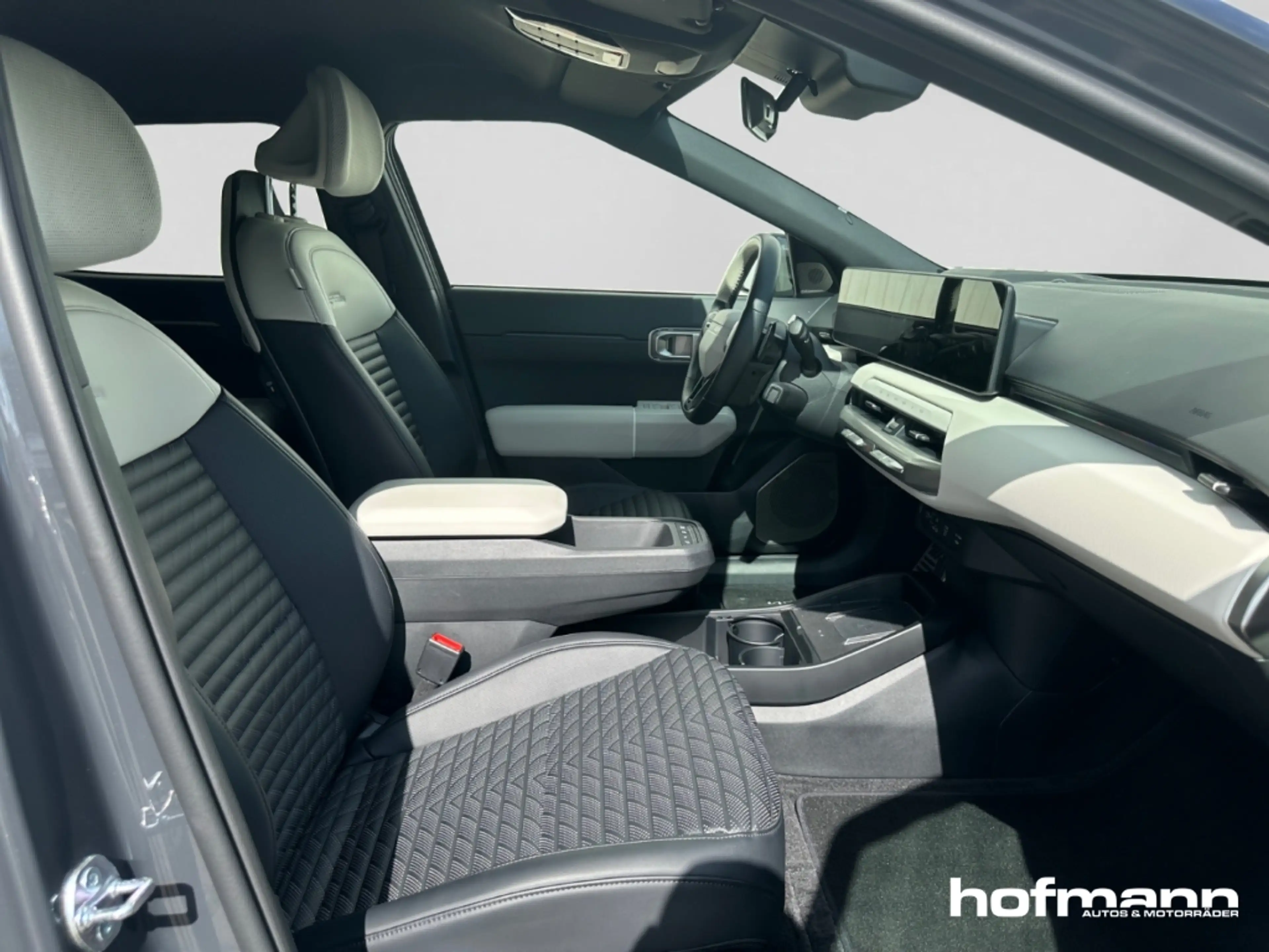 Kia EV4 GT-Line 81 HUD Matrix-LED Memory-Sitze 360-Kamera — photo 15