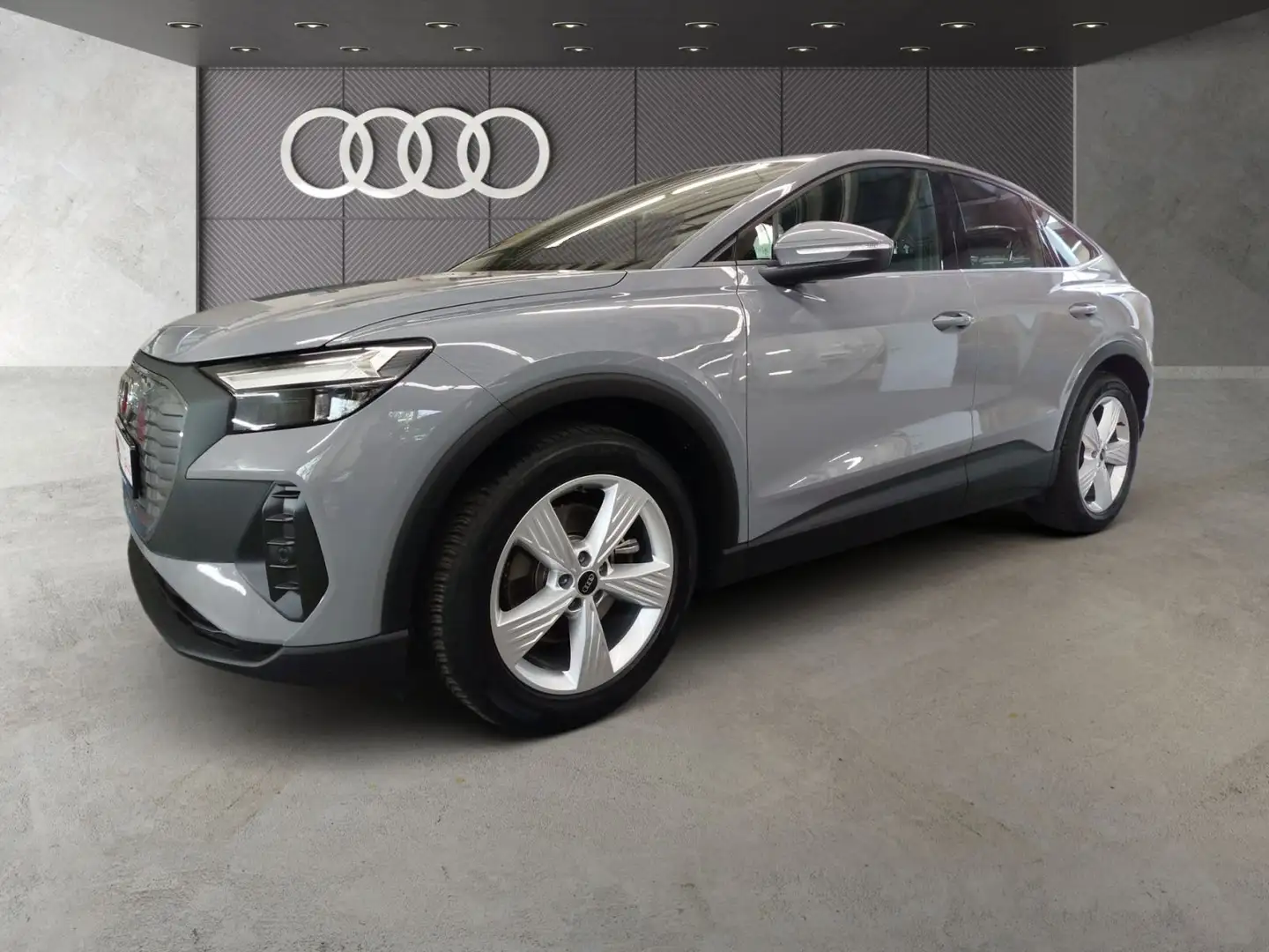 Audi Q4 e-tron Q4 Sportback 35 e-tron LED DAB Tempomat Grau - 1