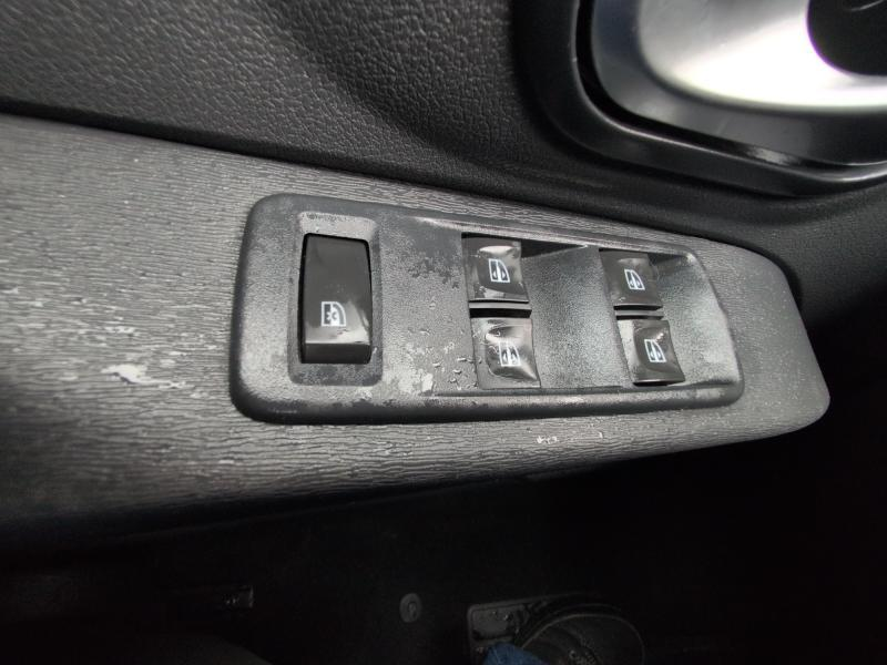 Dacia Lodgy 1.2 TCe 115cv 7pl. bleu 05/18 Airco GPS Caméra — photo 12