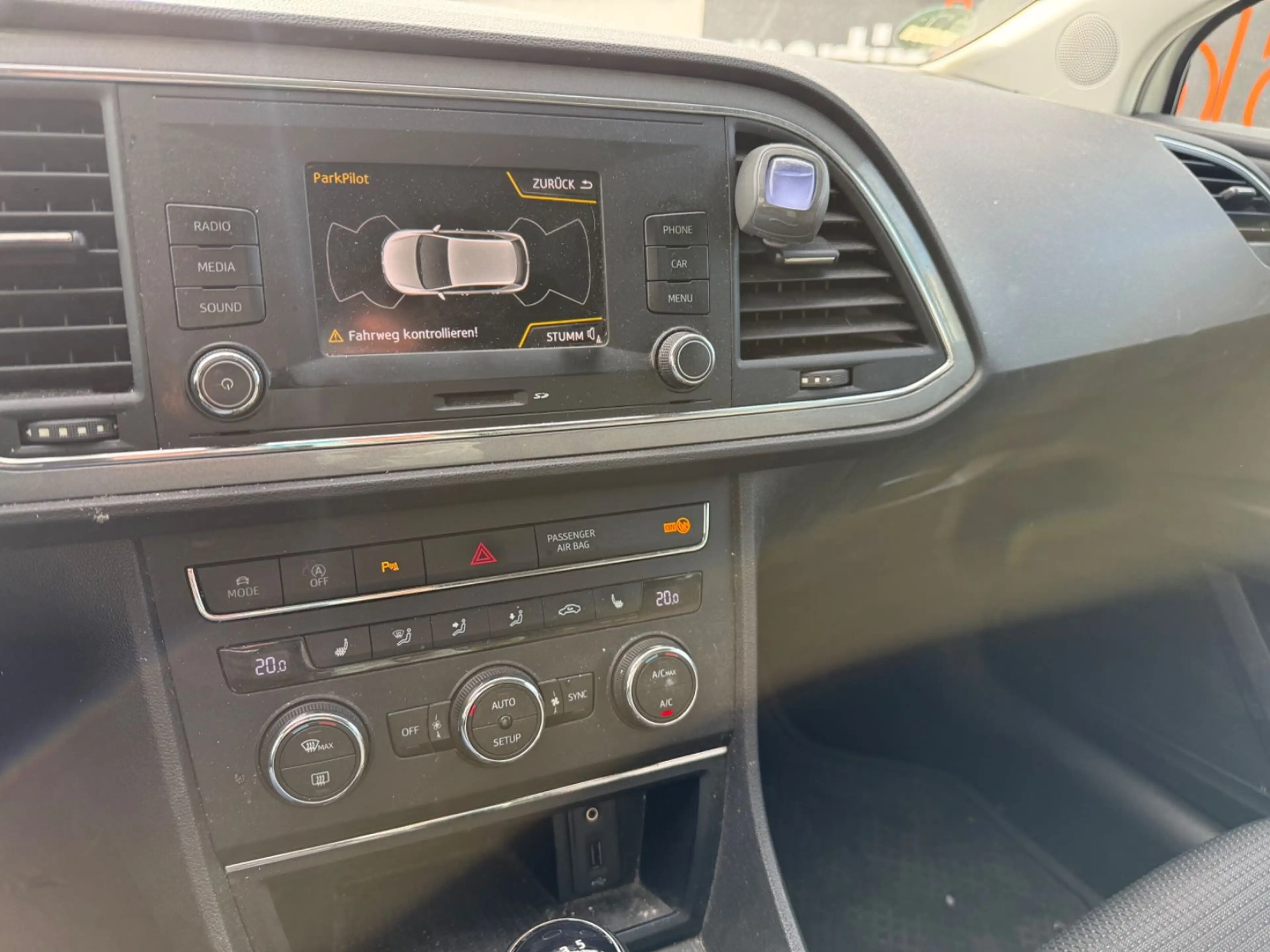 SEAT Leon FR+USB+SITZHEIZUNG+BC+MFL+FREISPRECH+ — photo 11
