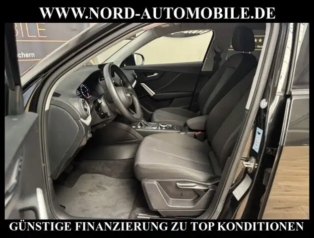 Audi Q2 view 14