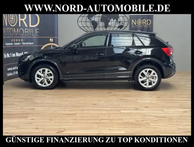 Audi Q2 view 7