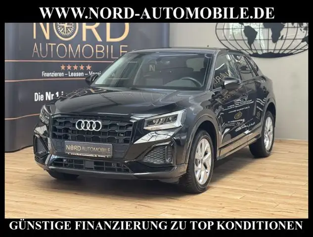 Audi Q2 view 5