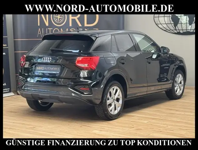 Audi Q2 view 10