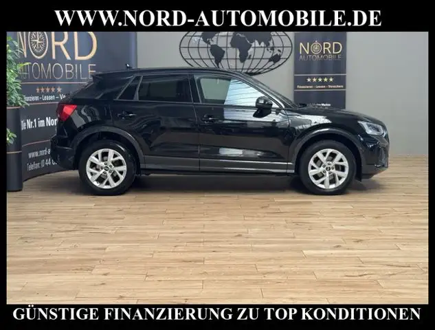 Audi Q2 view 6
