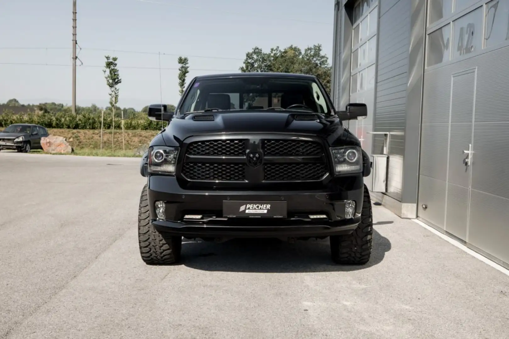 RAM 1500 Ram 1500 Sport Quad Cab 6'4''-Bed 4x4 Schwarz - 2
