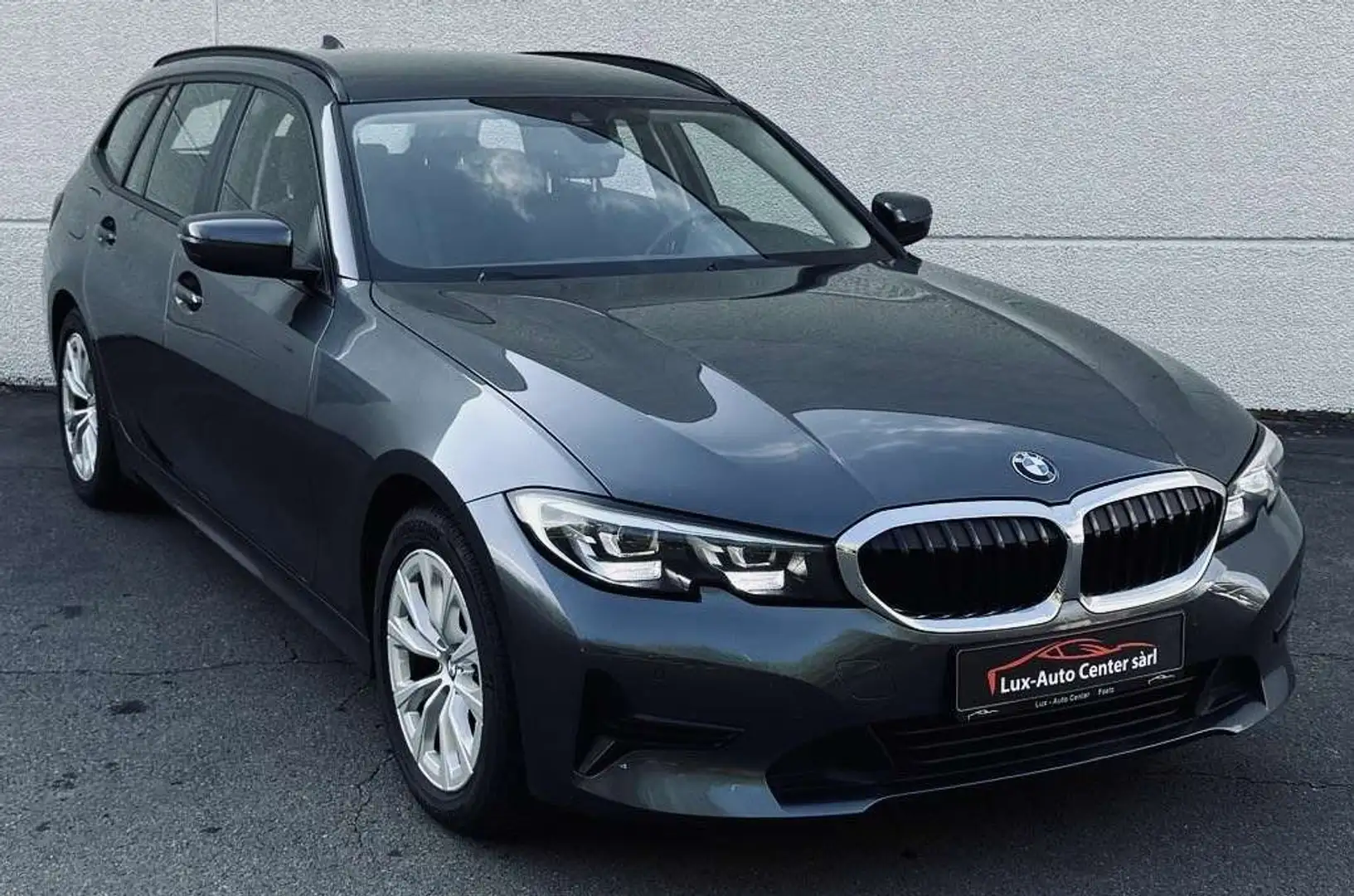 BMW 318 Touring dA AdBlue Gris - 2