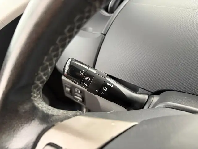 Toyota Yaris view 9