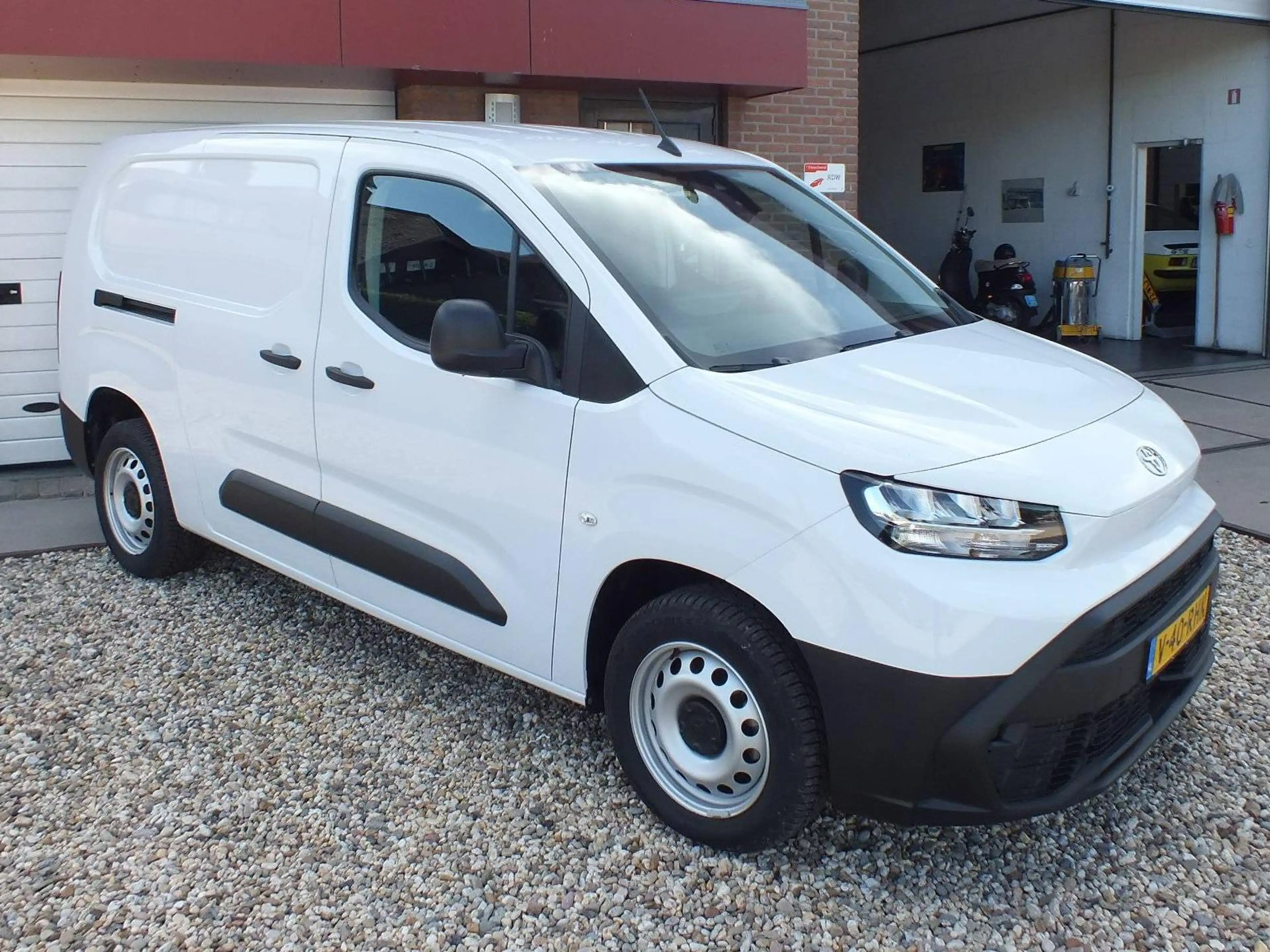 Toyota Proace City 1.5 D-4D Live Long 3-zits Carplay