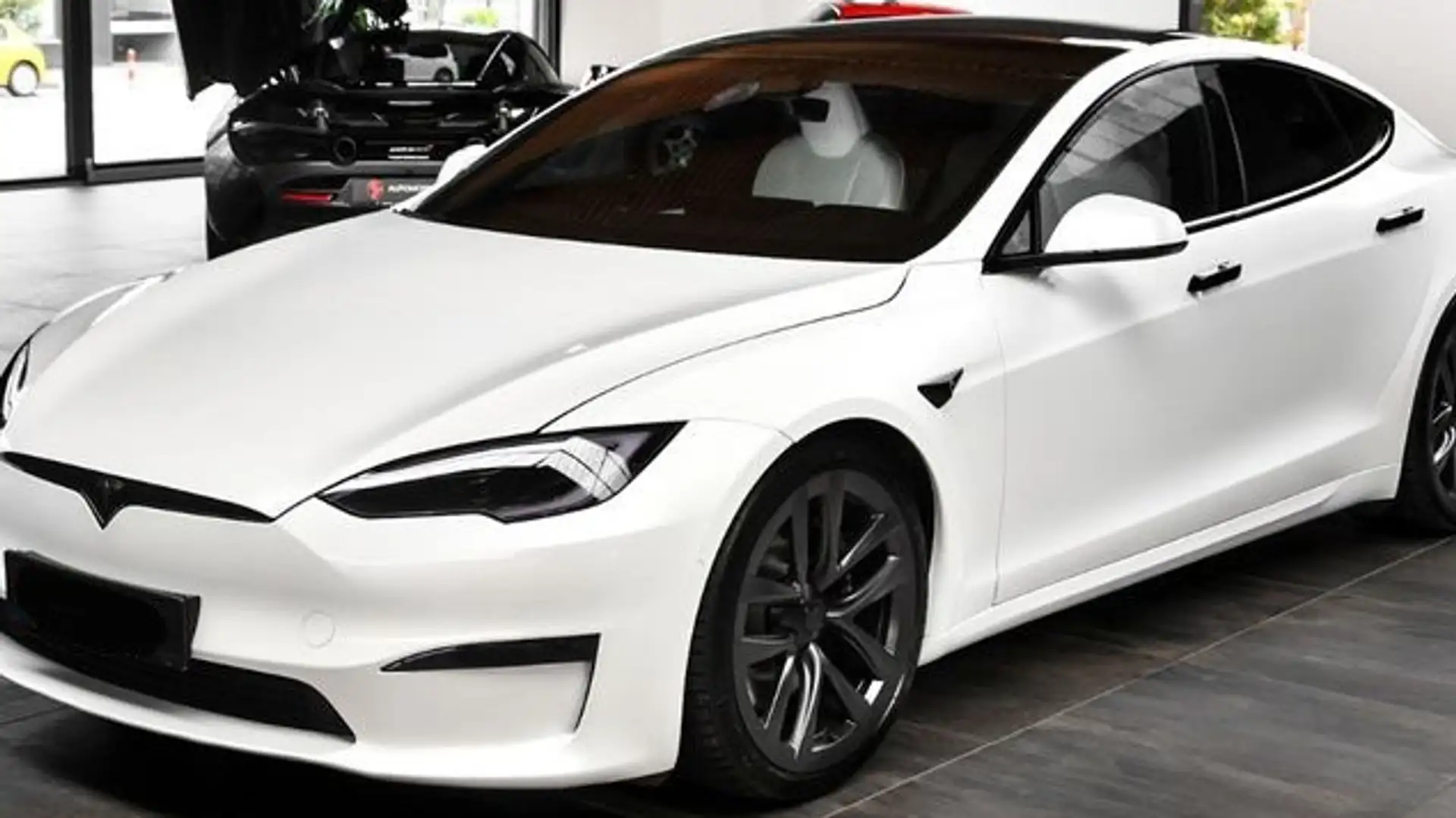 Tesla Model S Plaid AWD Wit - 2
