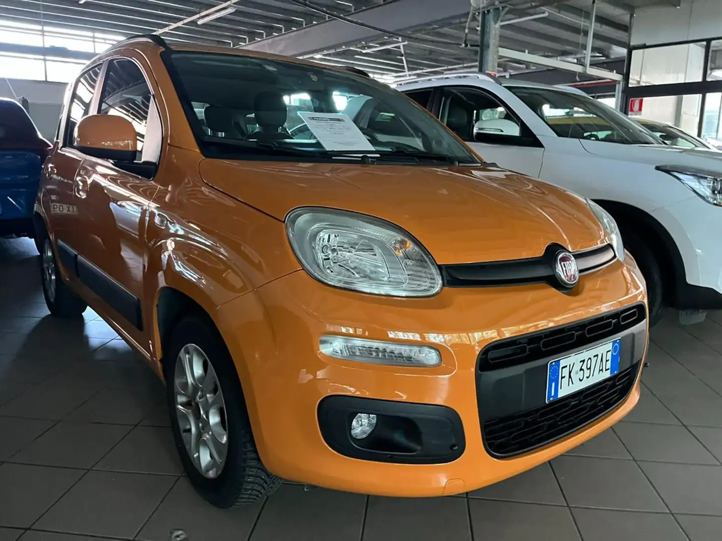 Fiat Panda 1.2 EasyPower Lounge in contanti Orange - 1