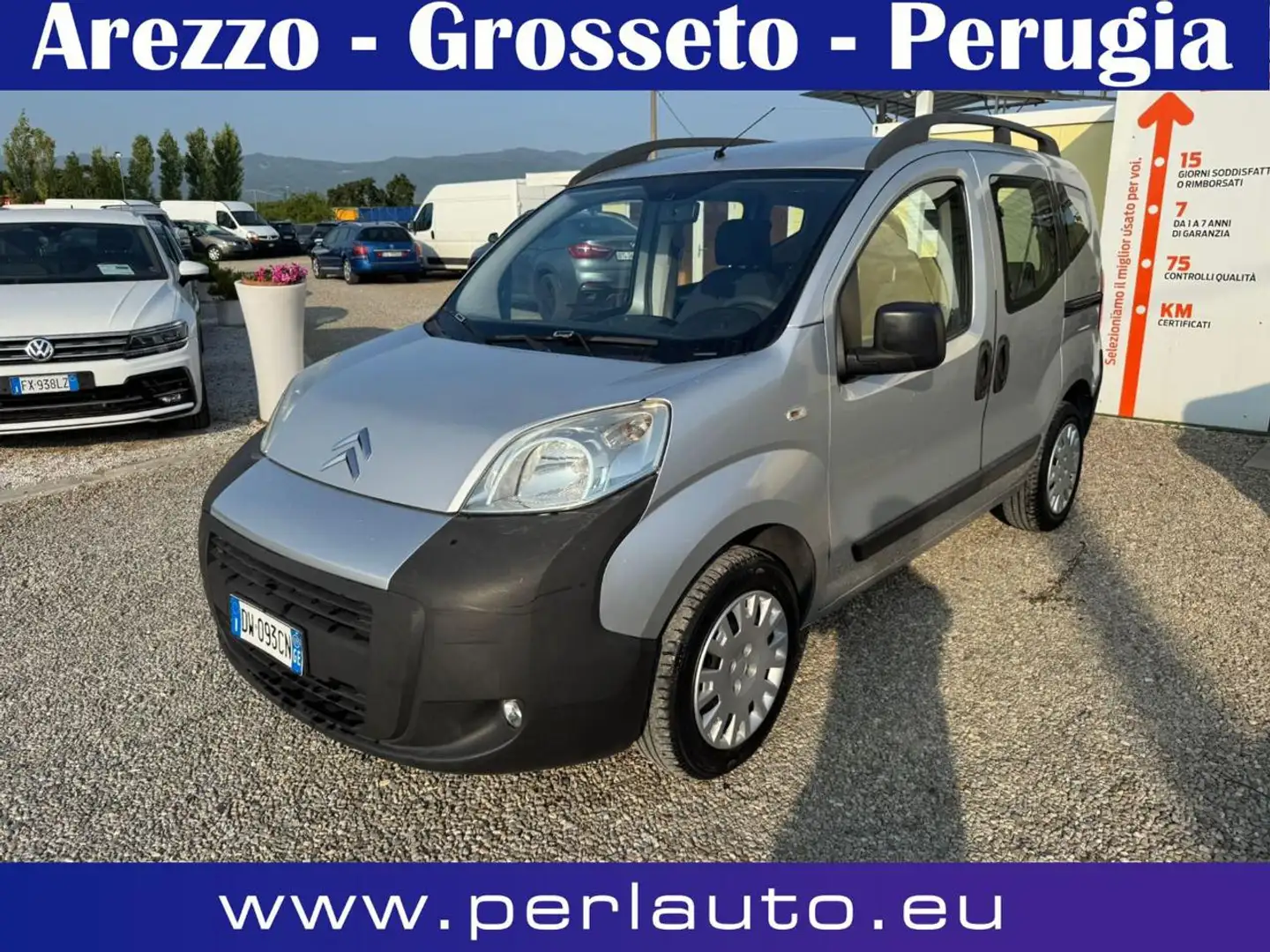 Citroen Nemo 1.4 HDi 70CV Multispace Stříbrná - 1