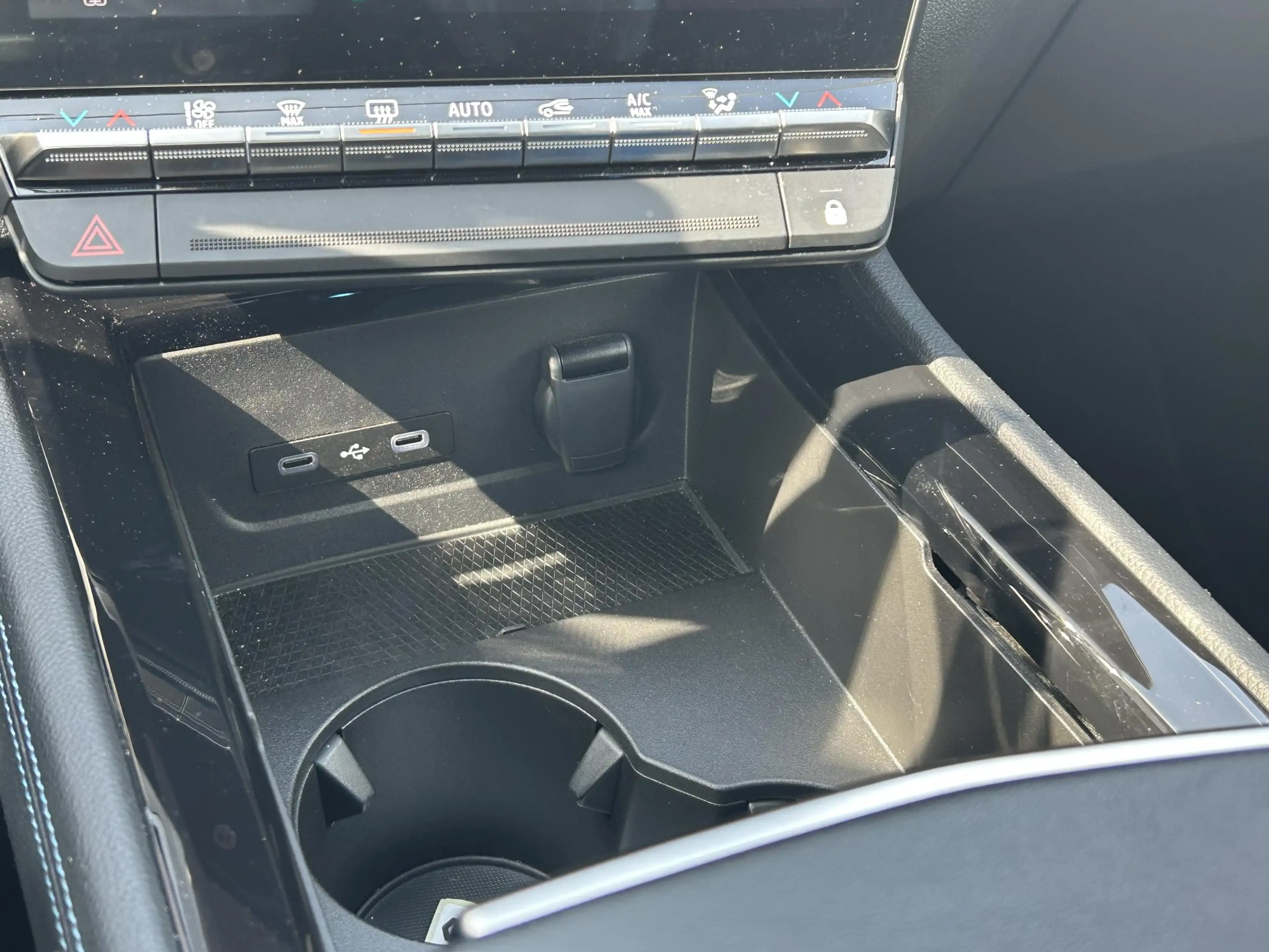 Renault Espace E-Tech full hybrid 200 esprit Alpine 7p. \ — photo 35