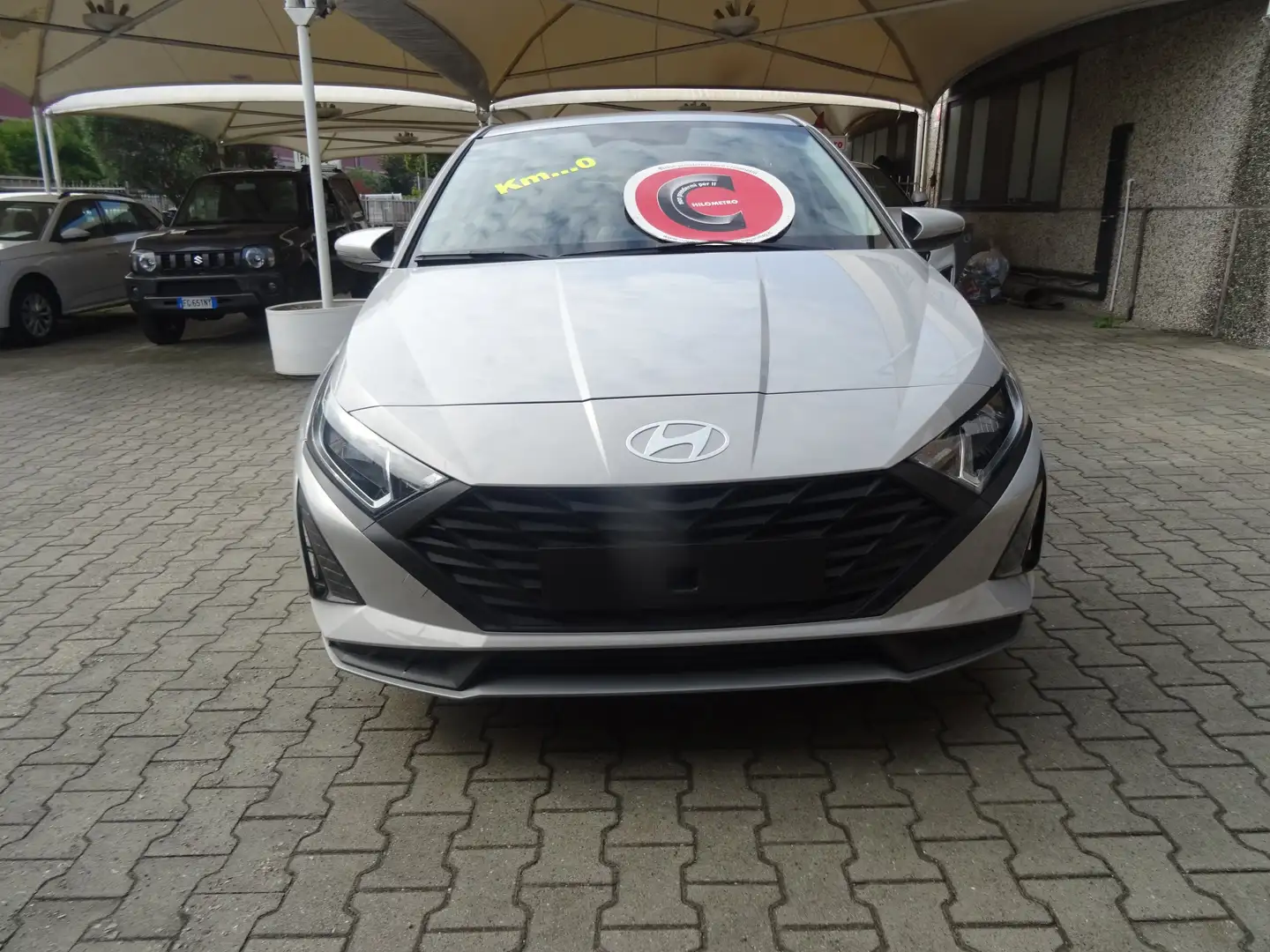 Hyundai i20 1.2 MPI 79 CV CONNECTLINE KM0 Argent - 2