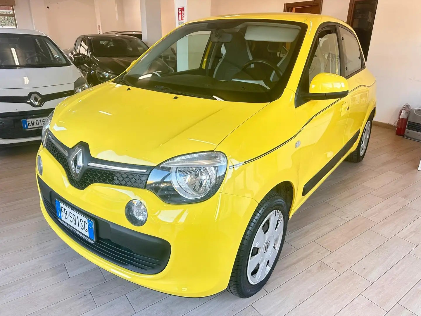 Renault Twingo Twingo 1.0 sce Zen (live) 69cv E6 Jaune - 1