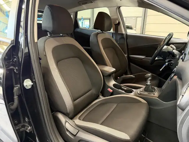 Hyundai Kona view 13
