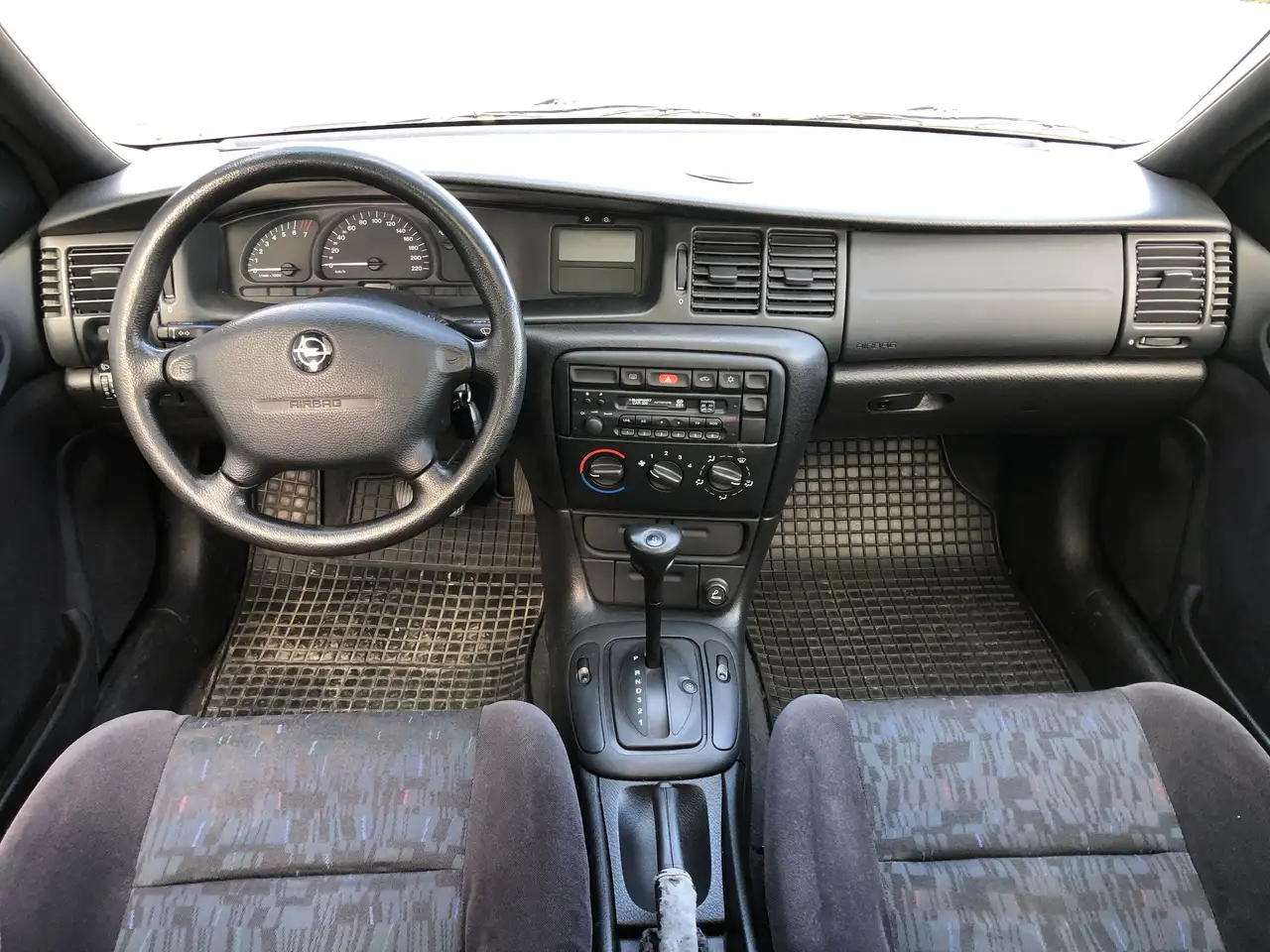 Opel Vectra B 1.6 Automatik*GSHD*Klima*3.Hand*, foto 11