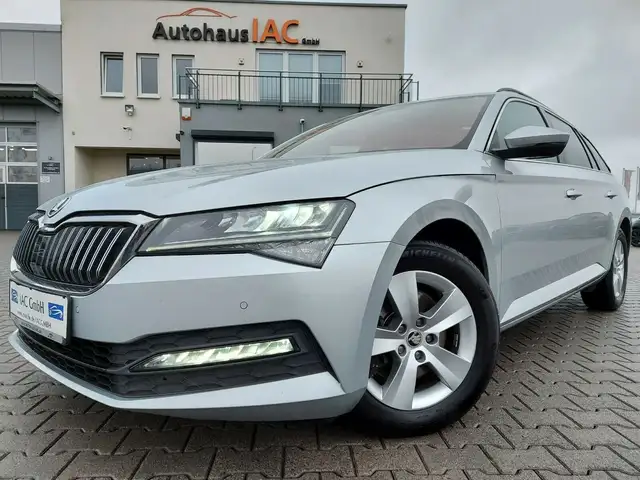 Skoda Superb Combi/DSG/AMBITION/NAVI/MEMORY/