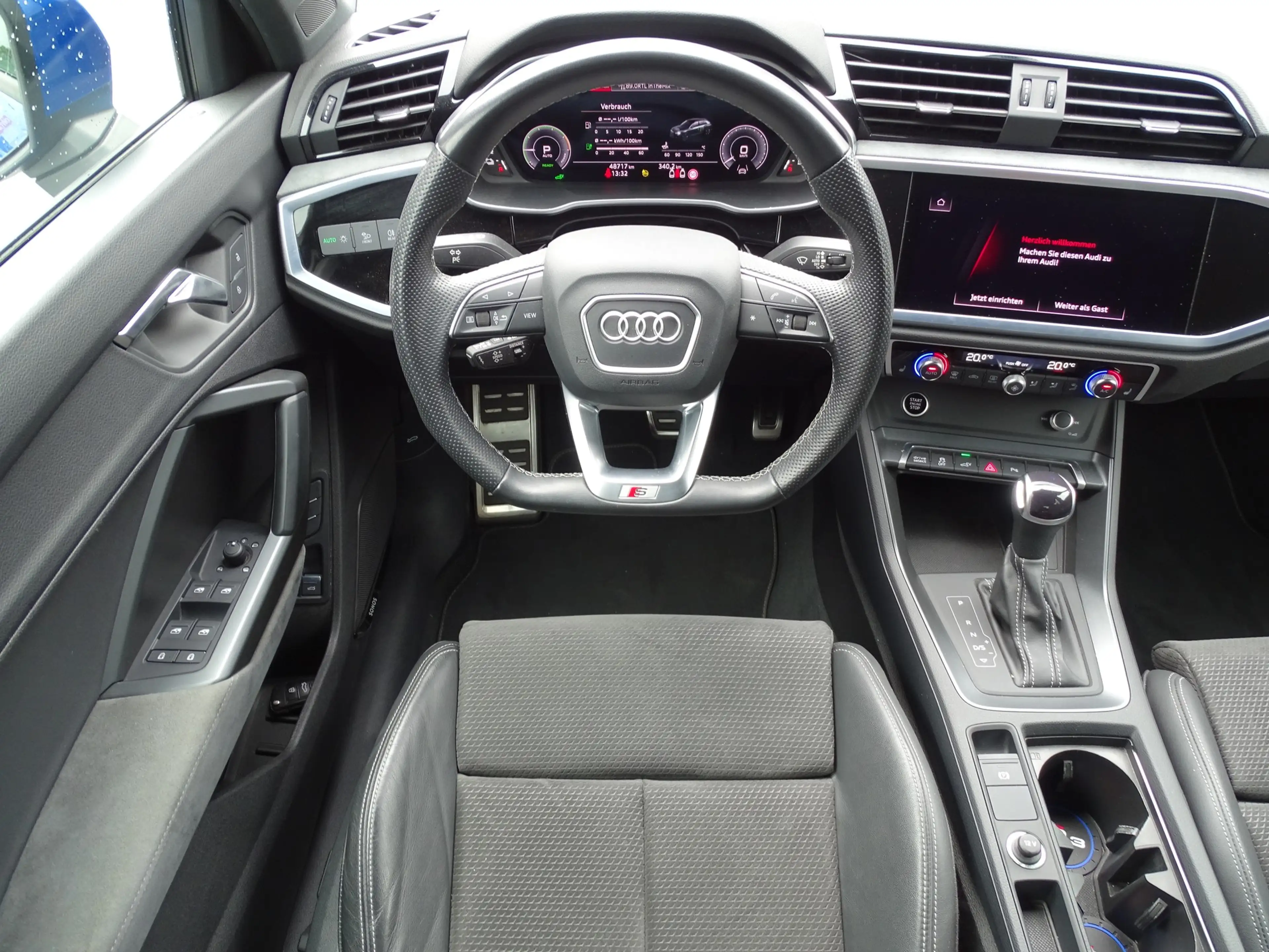 Audi Q3 45 1.4 TFSI e S-Line LED Navi ACC Keyless PDC — photo 12