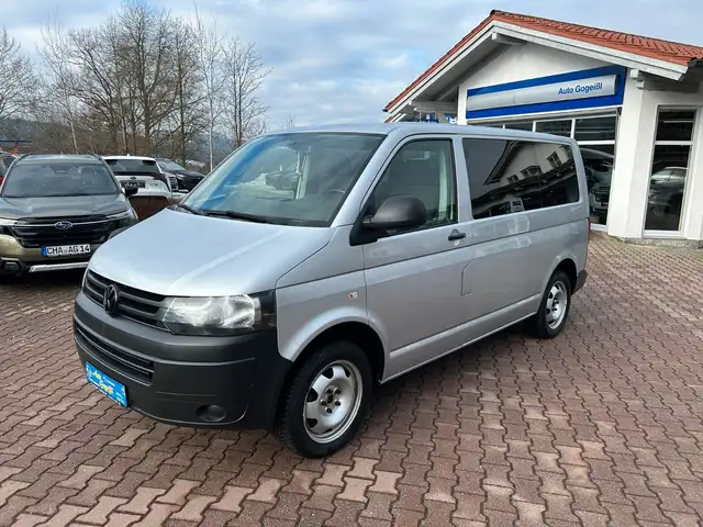 Volkswagen T5 Caravelle